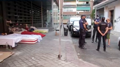 Los malos olores e inseguridad de convivir con un asentamiento en Opañel