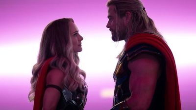 El regreso del dios  del trueno enamorado en 'Thor: Love and Thunder' y otros estrenos de cine