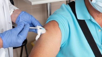 La Sociedad Española de Inmunología insta al Gobierno a "valorar nuevas vacunas como la española de HIPRA"