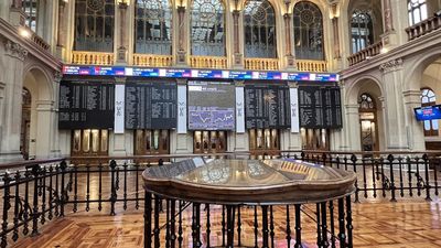 El Ibex inicia la semana con una débil subida para situarse en los 11.300 puntos