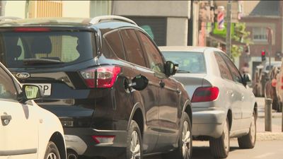 Robo de gasolina de los coches aparcados en Villaverde Alto