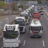El Gobierno promete a los transportistas nuevas ayudas para luchar contra la subida del gasóleo