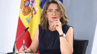 Ribera se reúne con las energéticas para consensuar un plan frente a la amenaza rusa de cortar el gas