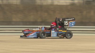 Estudiantes de ingeniería de la Politécnica diseñan un monoplaza eléctrico
