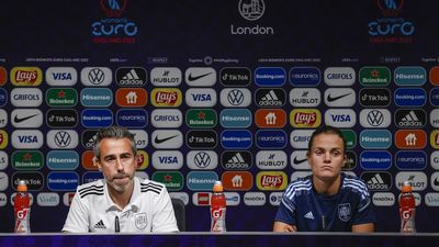 España se juega el pase a cuartos ante Dinamarca