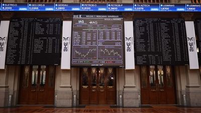 El temor a una recesión hace retroceder el Ibex semanal que cae un 1,91%