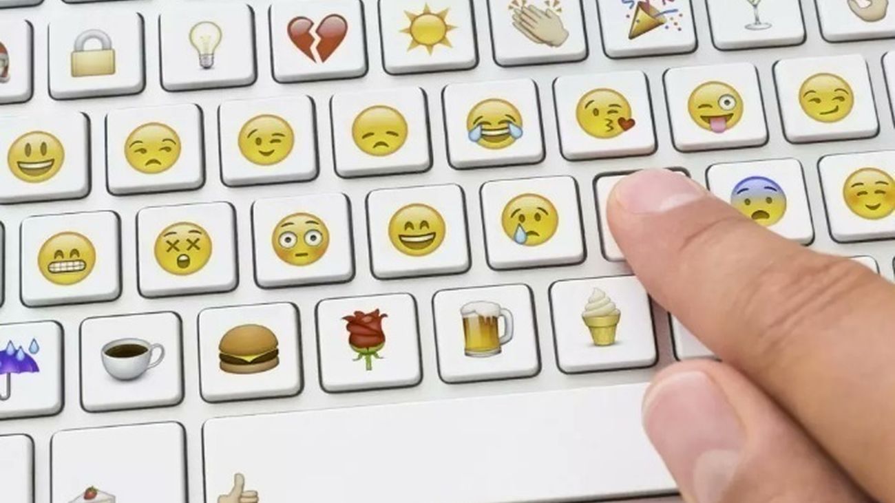 Día Mundial del emoji 😁: las nuevas generaciones lo prefieren interactivo