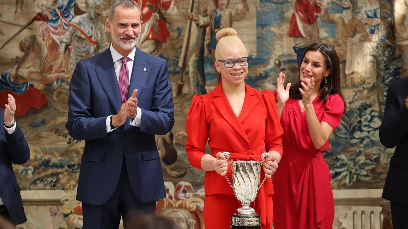 Los reyes entregan los Premios Nacionales del Deporte y galardonan a "los deportistas que lucharon contra la pandemia"