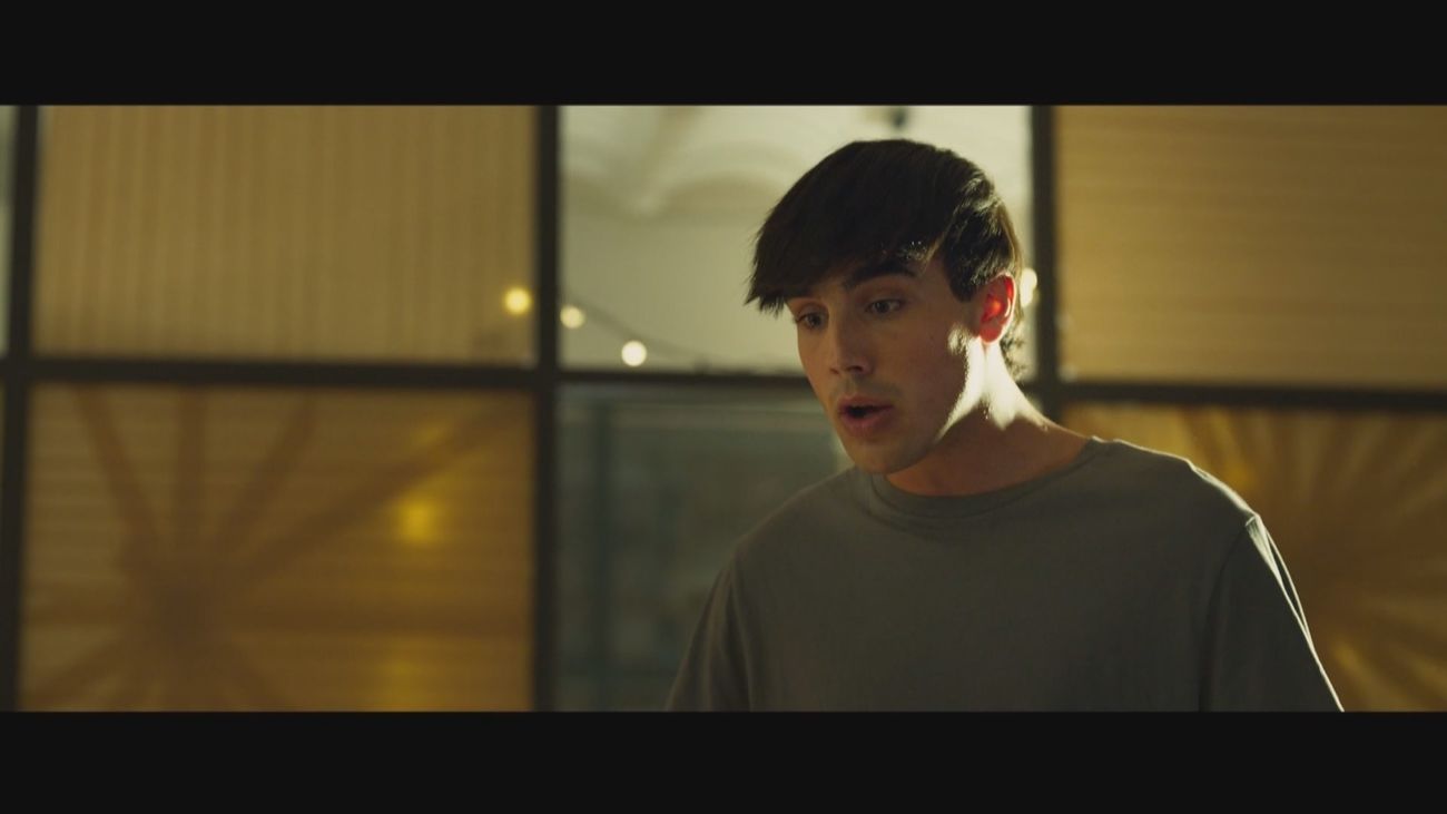 'Hollyblood', una comedia de vampiros encabezada por Oscar Casas