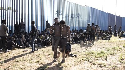 Marruecos condena a 11 meses a 33 emigrantes por salto a la valla de Melilla