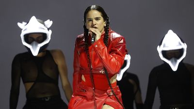 15.000 personas se rinden en Madrid al talento vanguardista de Rosalía