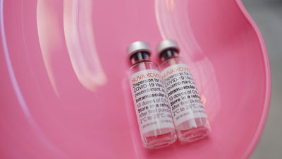 EEUU avala el uso de la vacuna de Novavax contra la covid-19 en adultos