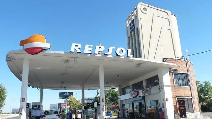 Gasolinera de la avenida de Aragón, 388 / WIKIPEDIA | Strakhov