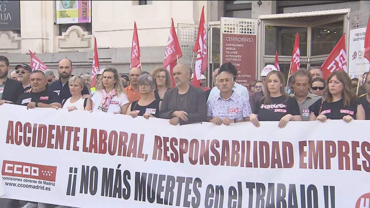Concentración en Cibeles por las últimas muertes debidas a golpes de calor en el trabajo