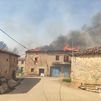 Los monjes de Silos desalojados junto a medio millar de vecinos por el incendio de Arlanza en Burgos