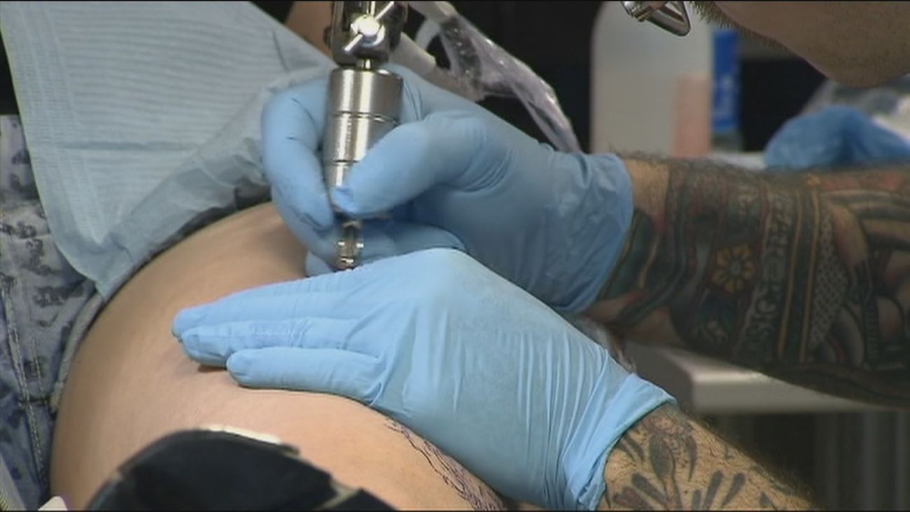 Detectan 12 casos de viruela del mono vinculados a un negocio de tatuajes en Cádiz