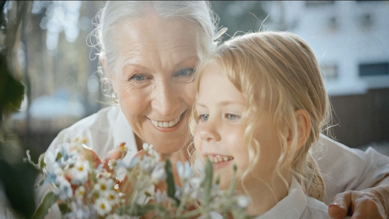 Abuelos, piezas clave de las familias
