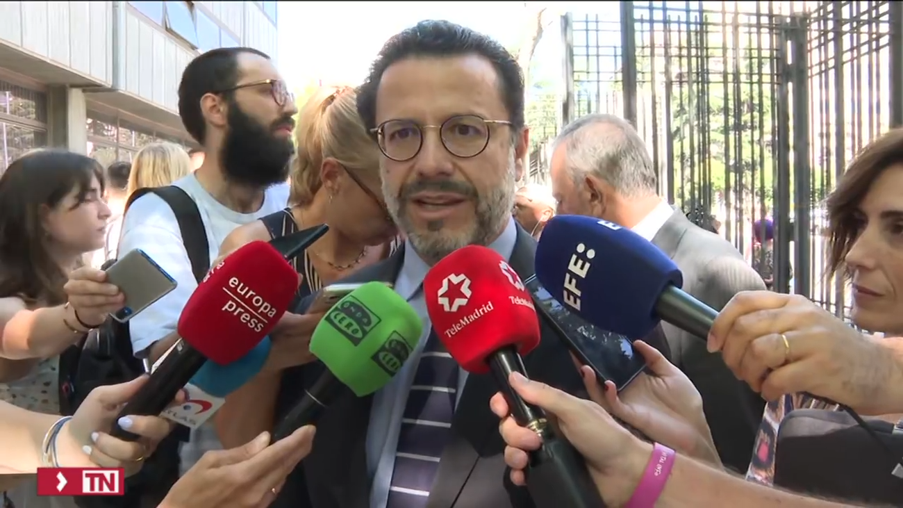 Lasquetty ve "irresponsable" que el techo de gasto del Gobierno no vaya acompañado de más ahorro