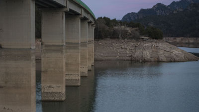 Prohibida el agua de las fuentes: el aumento de sequía lleva a Cataluña y Galicia a limitar el consumo