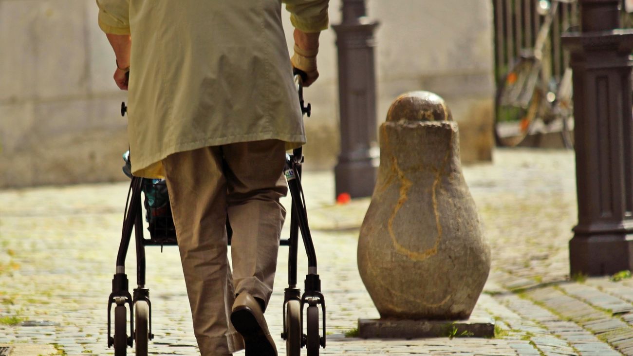 Con la inflación desvocada, ¿es viable subir las pensiones al mismo ritmo que los precios?