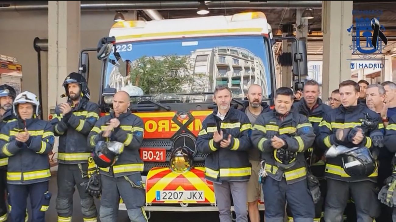 Tristeza e impotencia por la muerte de Alberto, el bombero amigo de los animales: "Los gatos están de luto"