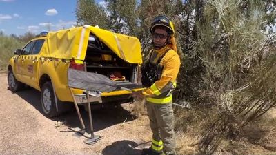 ¿Sabías que el batefuego es una herramienta muy importante en la extinción de incendios?