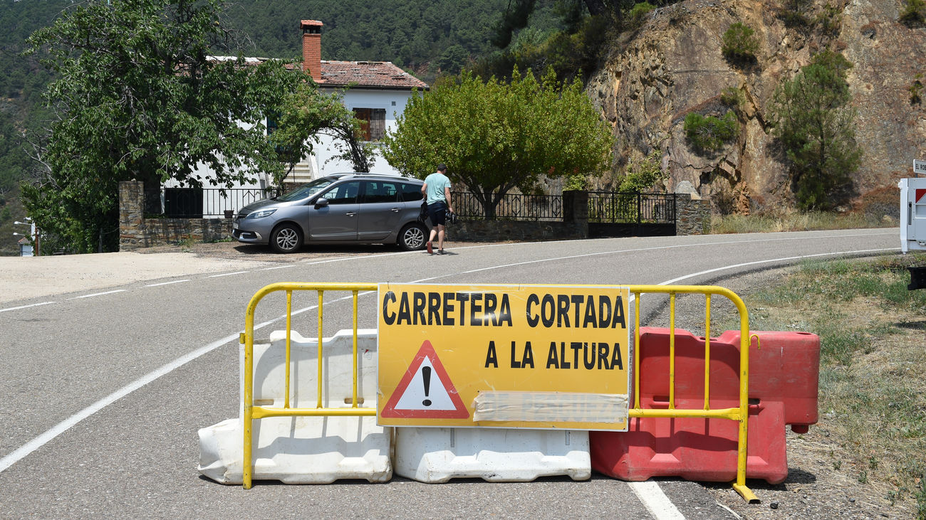 Qué hacer si vas en coche y te ves 'atrapado' por un incendio forestal