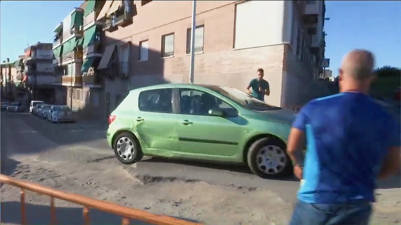 Obras inacabadas durante 2 meses: vecinos de Vallecas denuncian el “abandono” de sus calles