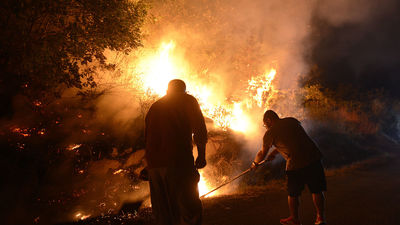 Las llamas continúan arrasando Galicia