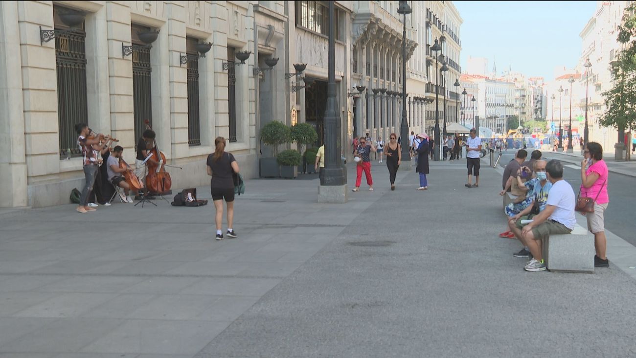 El turismo continúa liderando la creación de empleo en España