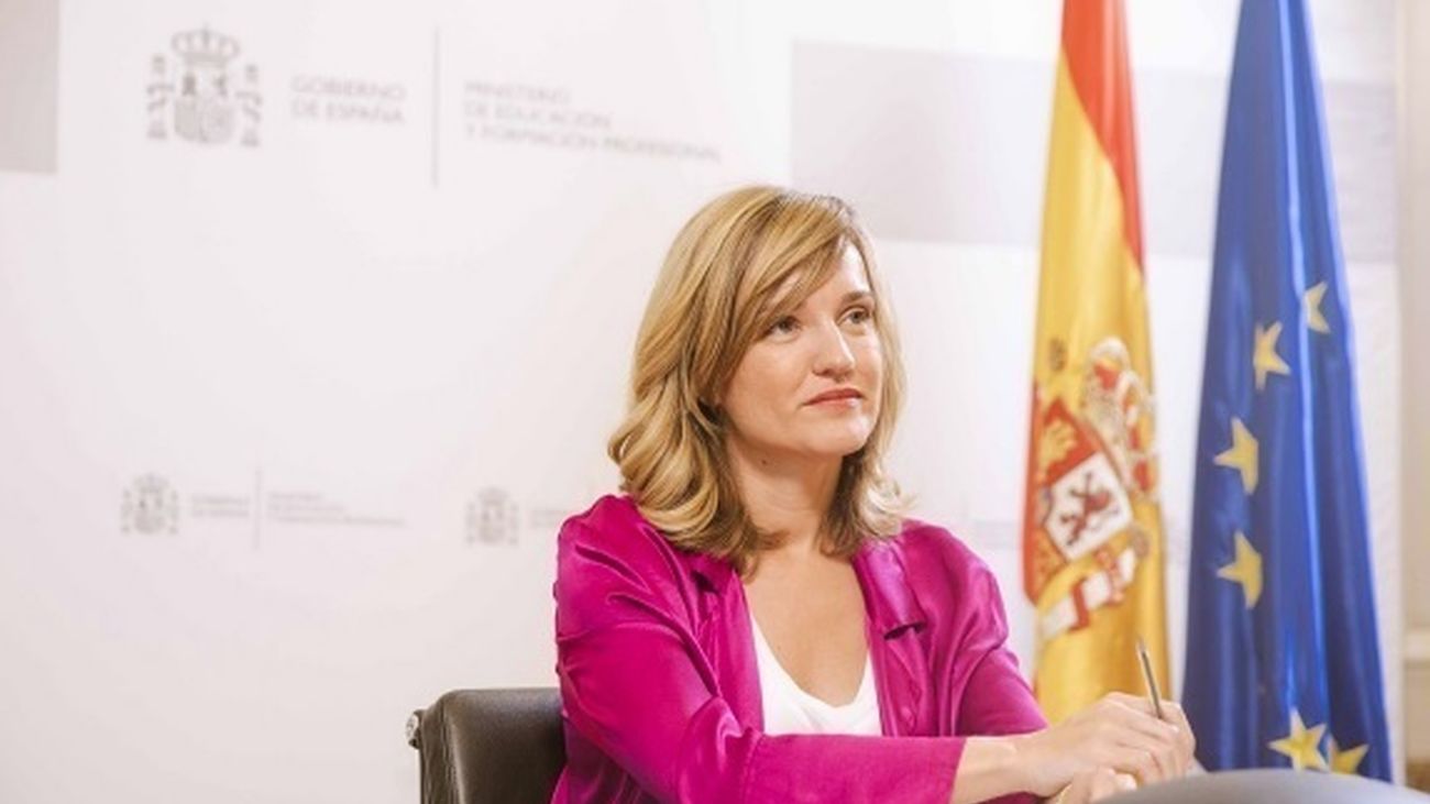 Pilar Alegría, a la banca: "Estamos hablando de redistribución, solidaridad y de arrimar el hombro"