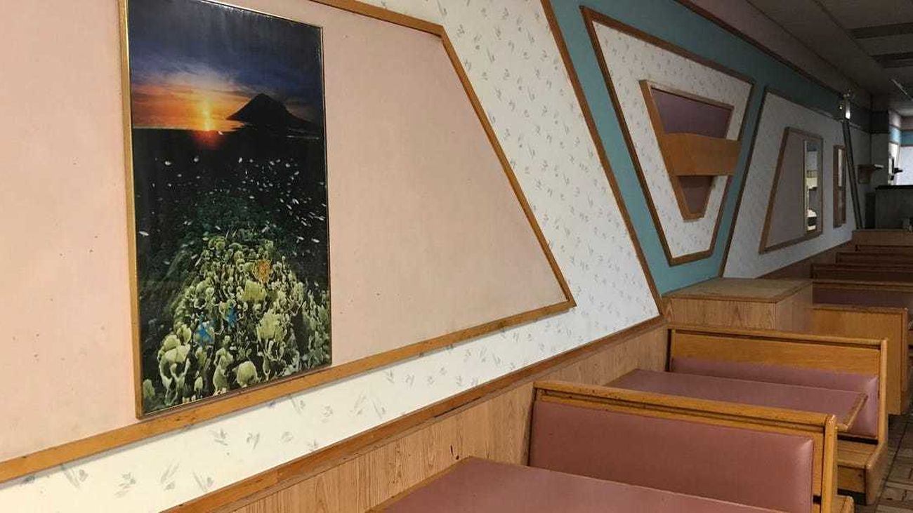 Descubren un Burger King de los 80 congelado en el tiempo