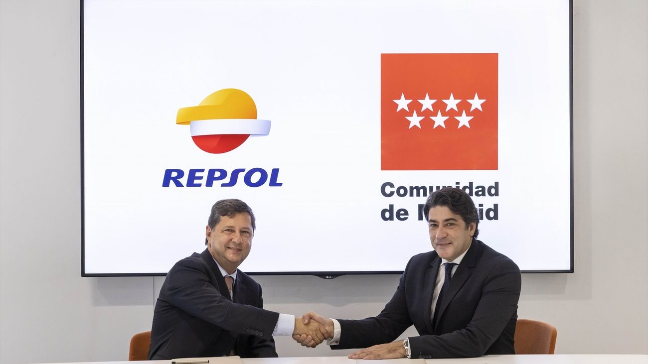 Madrid y Repsol llegan a un acuerdo para la descarbonización del transporte público