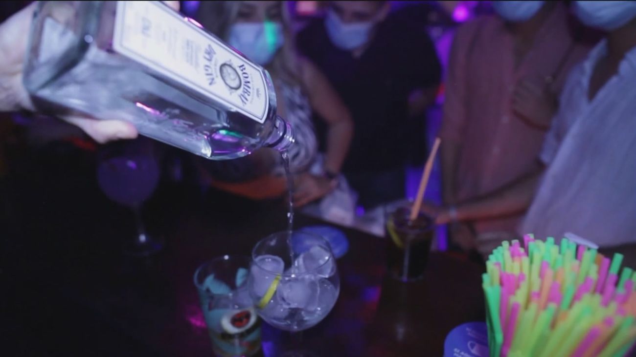 Las discotecas catalanas comienzan a realizar registros ante el aumento de casos de pinchazos a mujeres