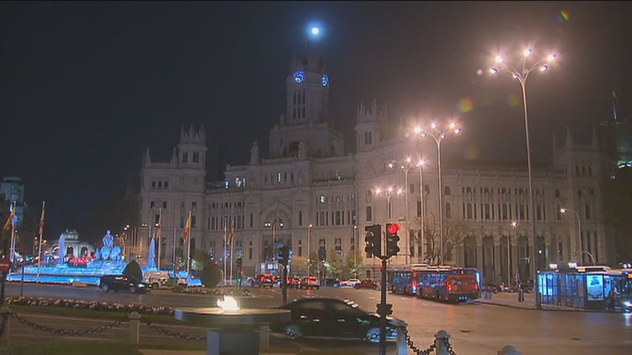 Vecinos, empresarios y comerciantes de Madrid creen que el apagón nocturno creará inseguridad