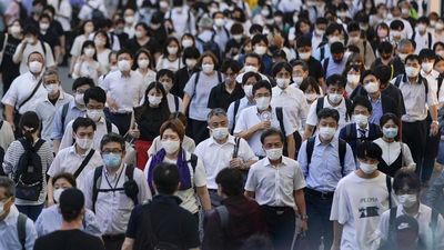 Los casos semanales de covid-19 a nivel mundial bajan un 9% y las muertes siguen estables