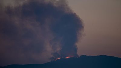 Declarado un incendio en Maceda (Ourense) que afecta ya a 150 hectáreas