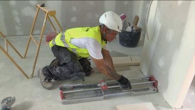 España lidera el paro en la UE con una tasa general del 12,5% y del 32,3% entre los menores de 25 años