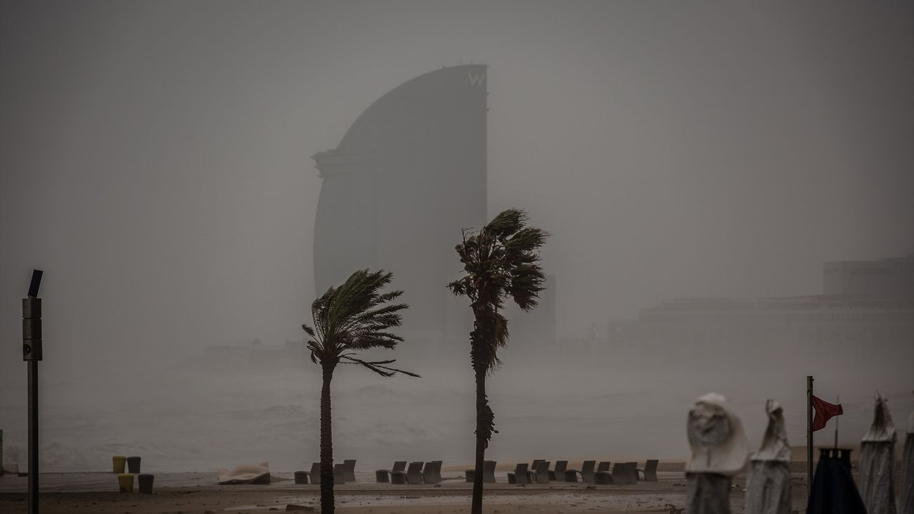 Fuertes tormentas acompañadas de granizo y descargas eléctricas en Barcelona