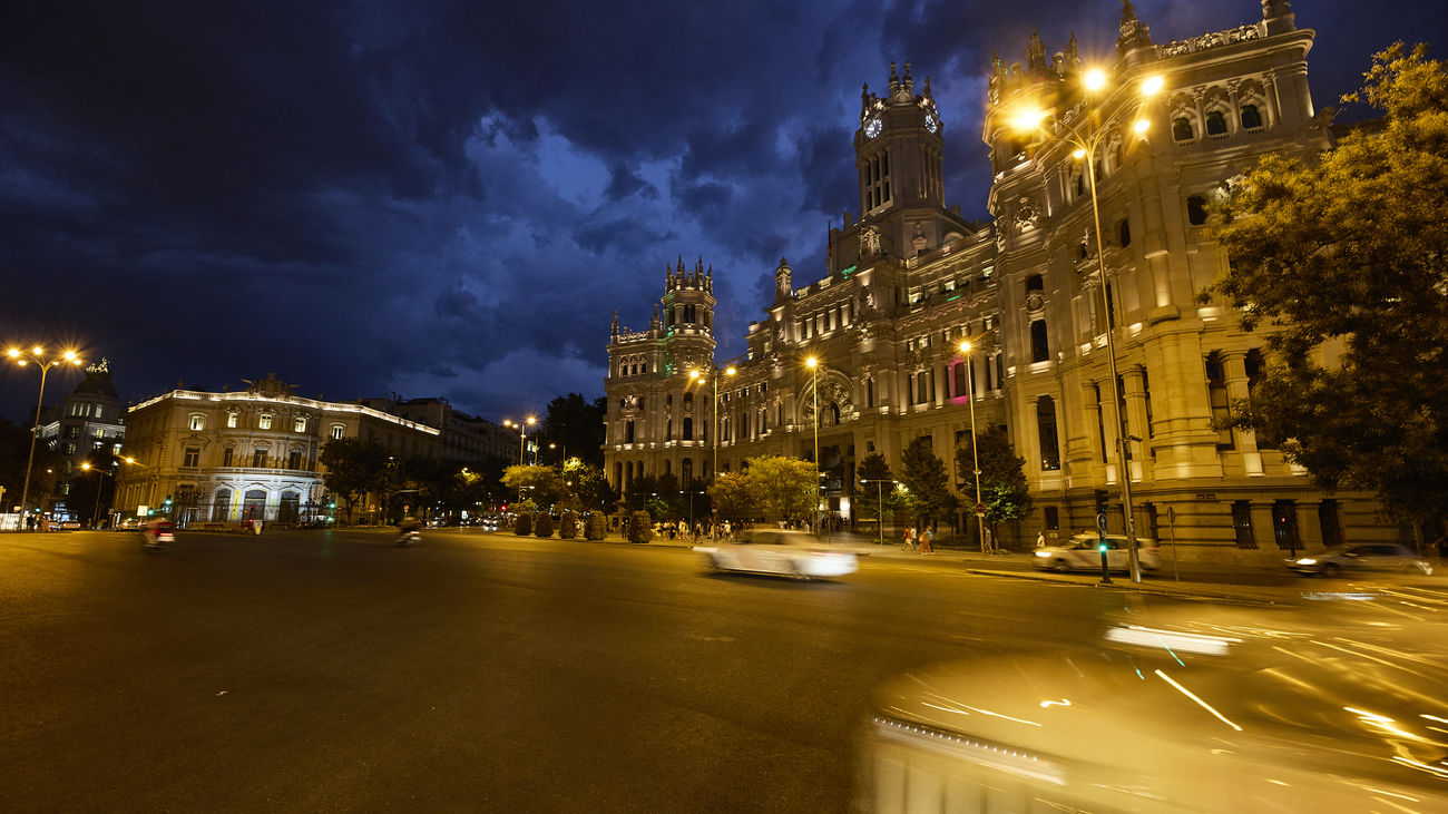 Ayuntamiento de Madrid iluminado por la noche