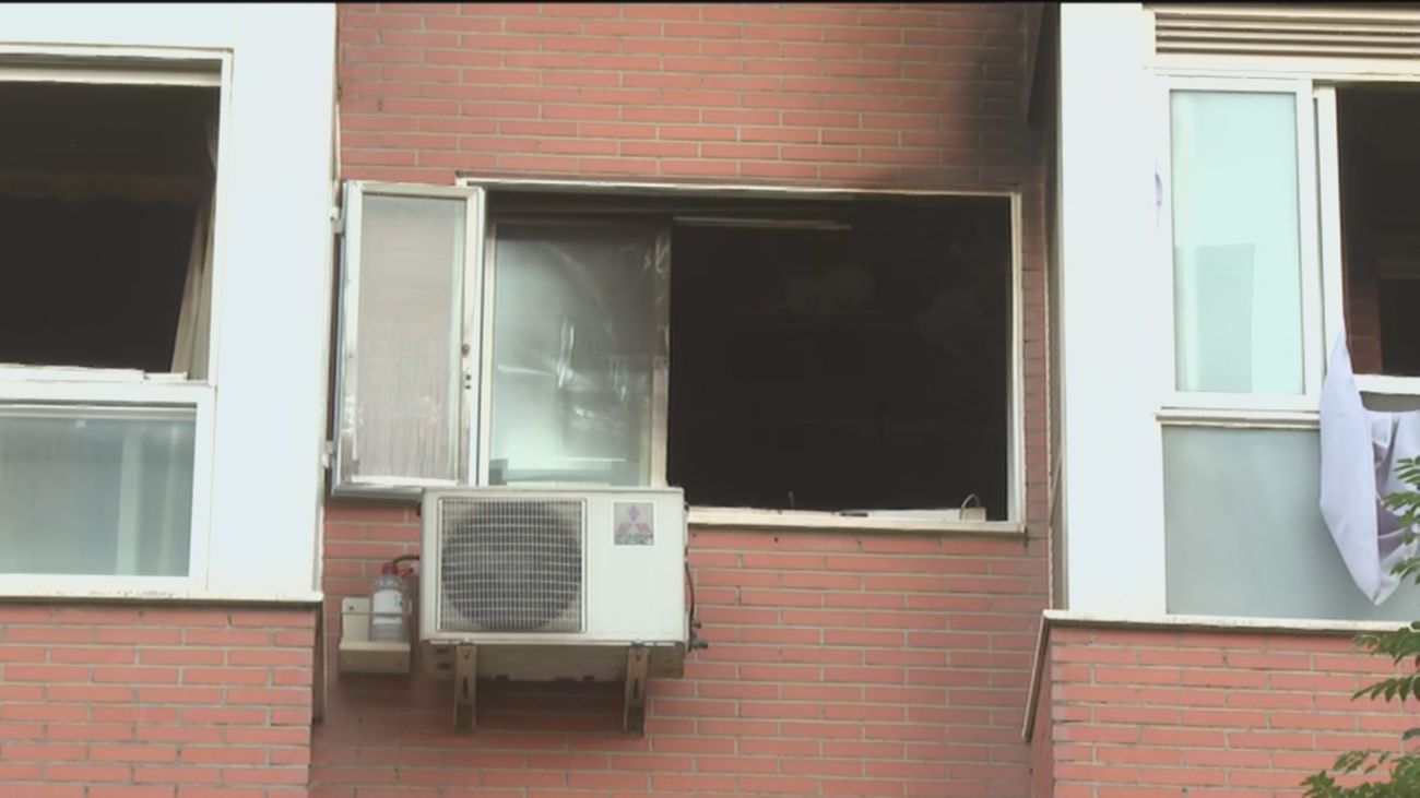 Encuentran muerta a una mujer de 64 años al apagar un incendio en Vallecas