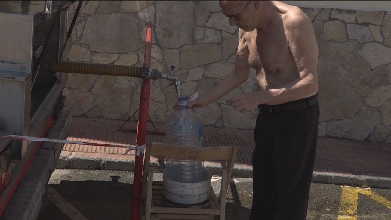 Manantiales que se secan, comienzan las restricciones