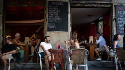 ¿Te pueden cobrar en un bar o restaurante por ponerte hielo?