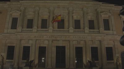 Luces y sombras en la primera noche de apagón en Madrid