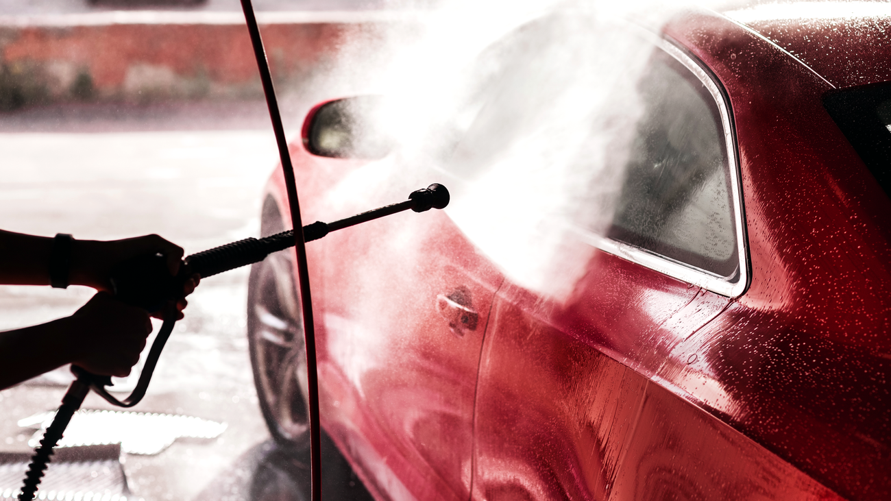 Lavados completos de coche y moto a 5 euros en Alcalá de Henares