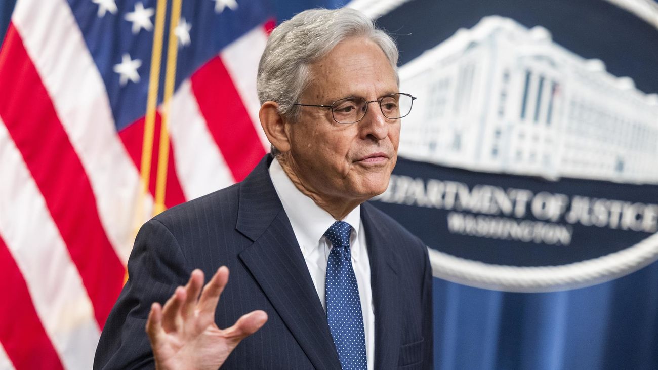 El fiscal general de EEUU autorizó personalmente la orden de registro a Trump