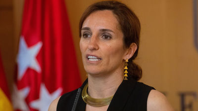 Mónica García: “Llevamos dos días con los escaparates apagados y no ha llegado la apocalipsis que auguraba el PP”