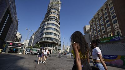 Las temperaturas  superarán  los 36 grados en Madrid, este jueves, y puede llegar una calima