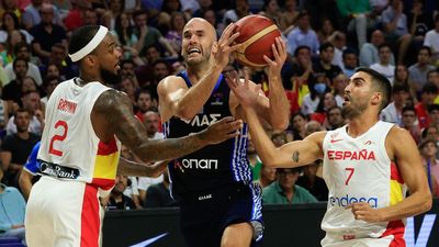 87-80. España se venga de Grecia