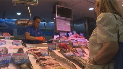 ¿Debe el gobierno de Sánchez bajar el IVA a los productos básicos de alimentación del 10% al 4%?